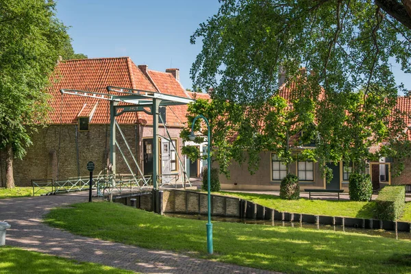 Enkhuizen Holanda Junio 2022 Puente Levadizo Entrada Del Museo Zuiderzee — Foto de Stock