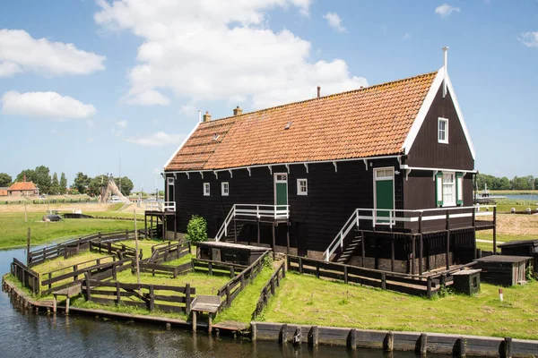 Enkhuizen Netherlands June 2022 Fisherman Cottage Harbour Traditional Fishing Boats — Zdjęcie stockowe