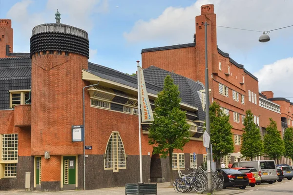 Amsterdam Niederlande Juni 2022 Ansicht Eines Charakteristischen Backstein Wohnhauses Stil — Stockfoto