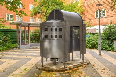 Amsterdam, Hollanda. Haziran 2022. Amsterdam Okulu mimarisinin stil simgeleri. Yüksek kalite fotoğraf