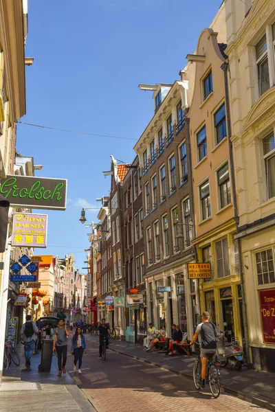 Άμστερνταμ Ολλανδία Αύγουστος 2022 Μια Σκηνή Δρόμου Στο Zeedijk Στο — Φωτογραφία Αρχείου