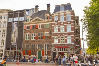 Amsterdam, Nederland. Augustus 2022. Ünlü Hollandalı ressam Rembrandt van Rijn 'in eski evi. Yüksek kalite fotoğraf