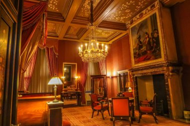 Amsterdam, Hollanda. Eylül 2022. Amsterdam 'daki Baraj Meydanı' ndaki Kraliyet Sarayı 'nın çeşitli kraliyet odaları. Yüksek kalite fotoğraf