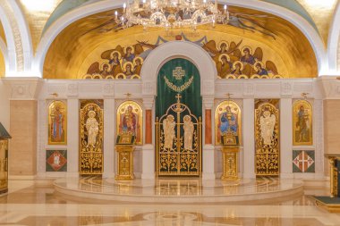BELGRAD, SERBIA - 21 Temmuz 2019: Saint Sava Kilisesi Mahzeni, Sırbistan 'ın Belgrad kentindeki Sırp Ortodoks Kilisesi