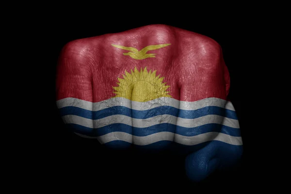 Flagga Kiribati Målade Stark Knytnäve Svart Bakgrund — Stockfoto