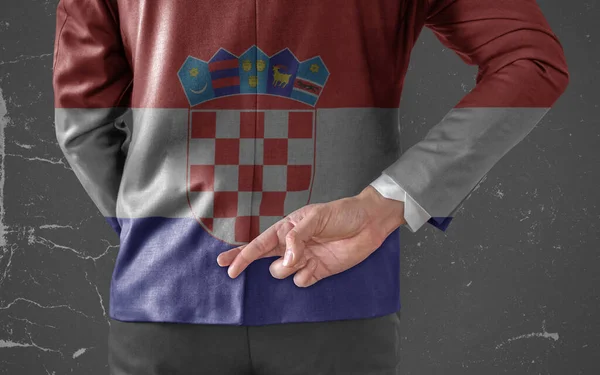Chaqueta Hombre Negocios Con Bandera Croacia Con Los Dedos Cruzados —  Fotos de Stock