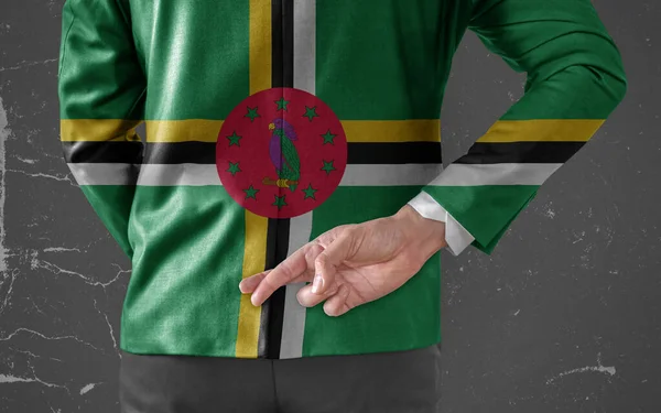 Chaqueta Hombre Negocios Con Bandera Dominica Con Los Dedos Cruzados —  Fotos de Stock