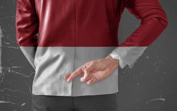 Affärsman Jacka Med Flagga Indonesien Med Fingrarna Korsade Bakom Ryggen — Stockfoto