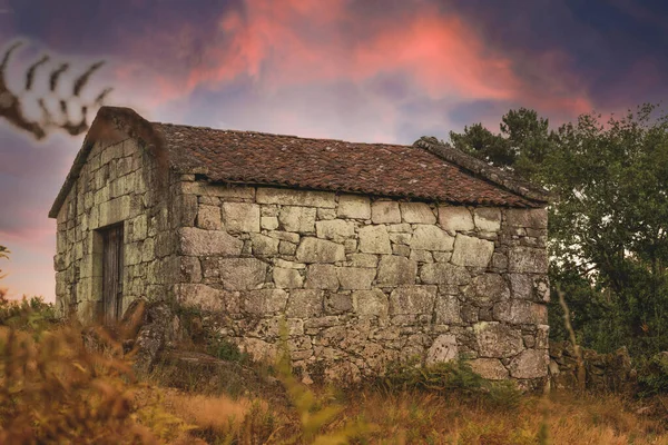Sun Sets Somewhere Galicia You Can See Old Building Next — Stock Fotó