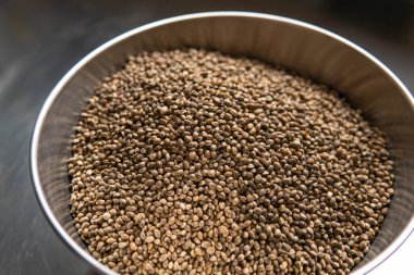 Marihuana taneli makro fotoğraf. Dünya çapında esrar tarımının yasallaştırılması.