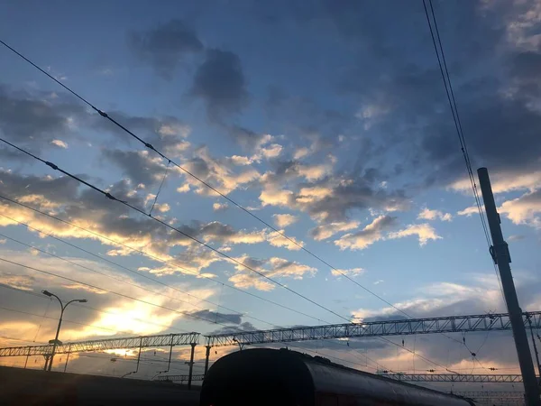 Céu Pôr Sol Sobre Estação Ferroviária — Fotografia de Stock