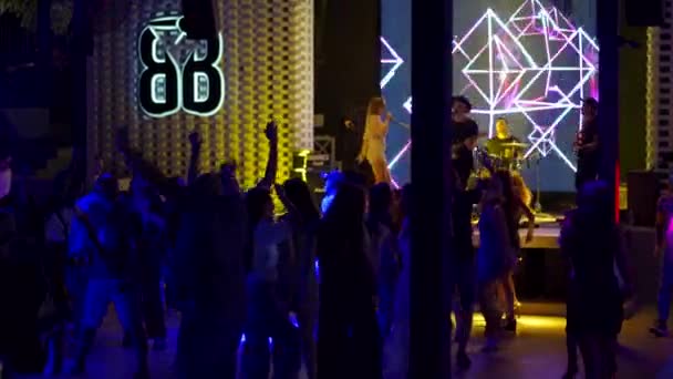 Mariupol Ucraina Luglio 2021 Gente Balla Tifo Nel Night Club — Video Stock