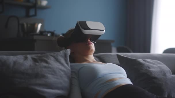 Woman Virtual Reality Googles Enters Metaverse Immersive Expirience Headset Interface — Stock videók