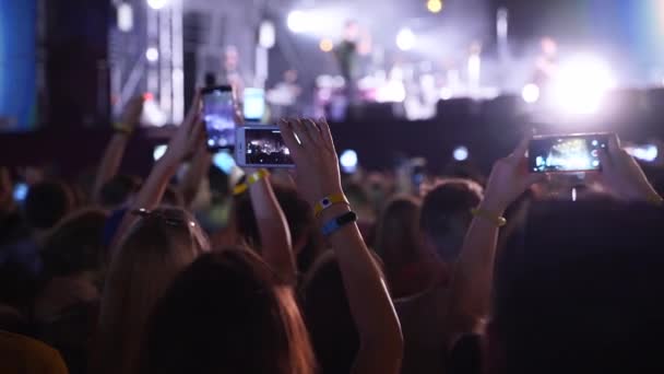 2019 Mariupol Ukraine Mfest Festival People Silhouettes Waving Hands Taking — Wideo stockowe