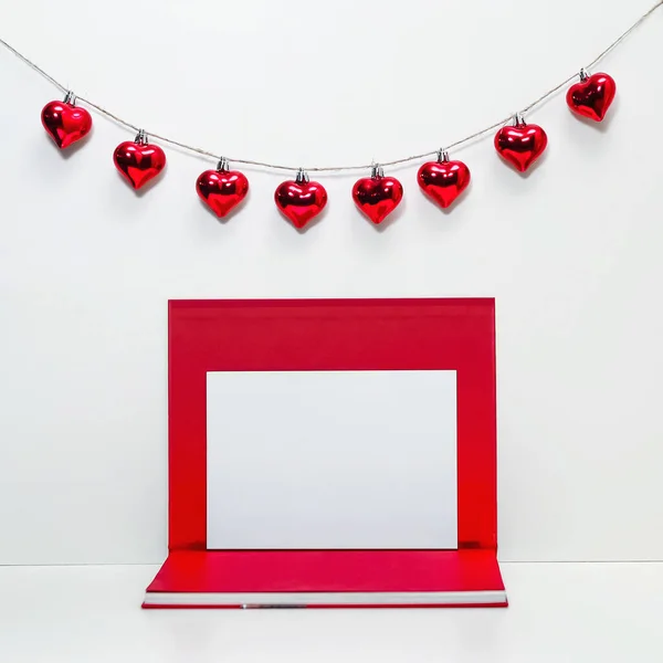 White Sheet Paper Frame Red Book White Background Decorated Garland — Stock Photo, Image