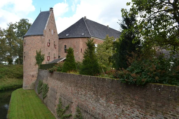 Старый Средневековый Замок Huis Bergh Башней Стеной Маленьком Городке Heerenberg — стоковое фото