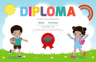 Çocuklar için düz stil diploması, anaokulu ve ilkokul sertifikası, ilkokul öncesi, arka plan vektör ilüstrasyonunda izole edilmiş.