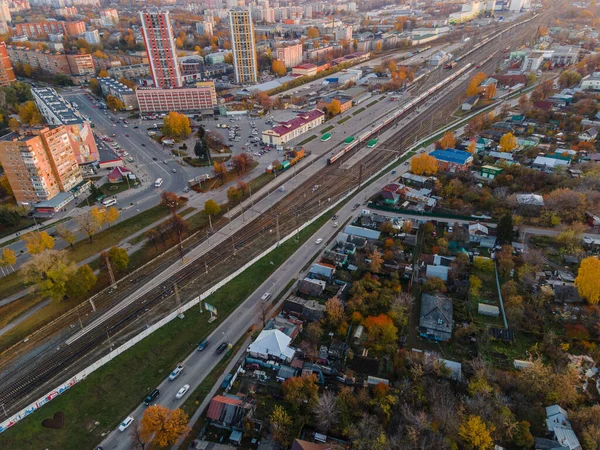 Blick Auf Die Stadt Von Oben Auf Den Herbstabend — Stockfoto