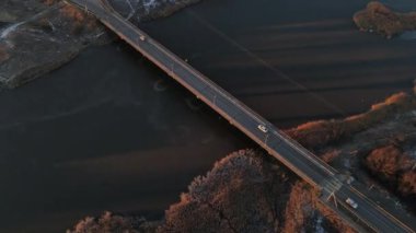 Sabah şehrin dışında üst açıda