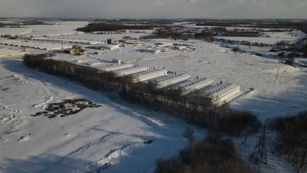 大雪过后 在城外给磨坊提供一天的航拍照片 — 图库视频影像