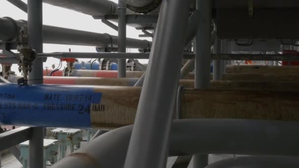 Lpg Tankerinin Güvertesinde Sıvılaştırılmış Gaz Nakli Için Borular — Stok video