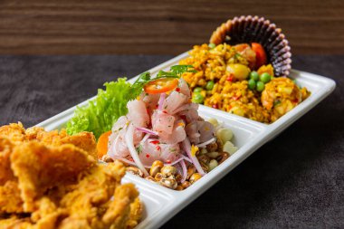 Klasik Ceviche + şöförlü balık + balık örümceği