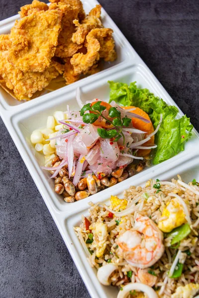 Klasik Ceviche + şöförlü balık + balık örümceği
