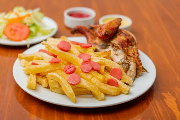 Peruvian Dish Called Salchipollo Grilled Chicken French Fries Hotdog Accompanied — Foto Stock