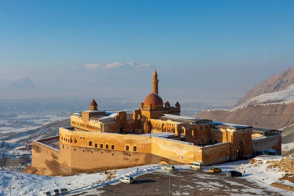 Dogubayazit 'teki Ishak Paşa Sarayı, Türkiye