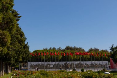 Çanakkale, Türkiye, 26 Eylül 2021: Çanakkale Şehitleri Anıtı, Gelibolu Muharebesi 'ne katılan Türk askerlerinin anısına yapılan bir savaş anıtı..