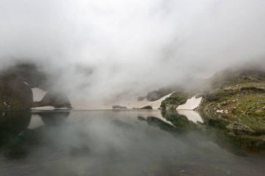 Giresun 'daki Karagol Kara Gölü Doğu Karadeniz Dağları, Buzul Gölleri, Kurban Gölü, Dereli, Girsun