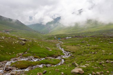 Giresun dağlık arazileri ve baharın sonları