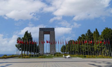 Çanakkale, Türkiye, 26 Eylül 2021: Birinci Dünya Savaşı sırasında Çanakkale ve deniz muharebelerinin yapıldığı yarımada. Şehitler Anıtı ve Anzak Koyu.