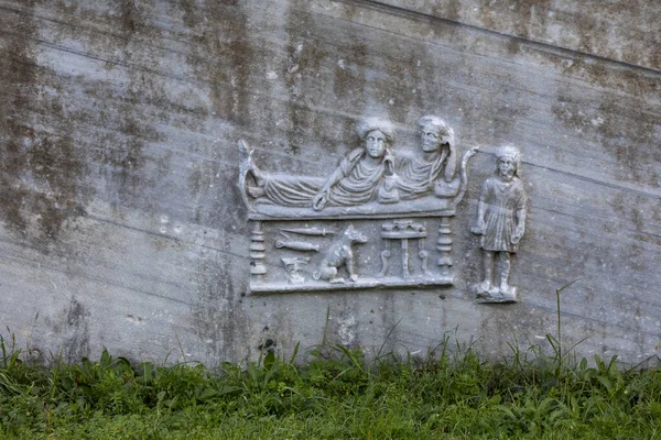 Fragmento Monumento Romano Turco Konca Lahdi Golcuk Kocaeli Turquía —  Fotos de Stock