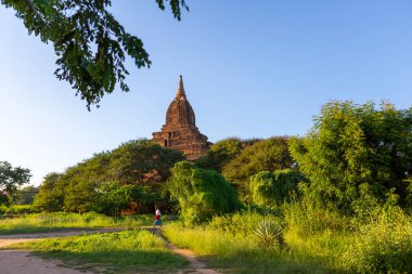 pagoda places of worship of myanmar people