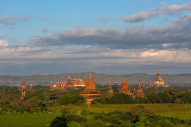 pagoda places of worship of myanmar people