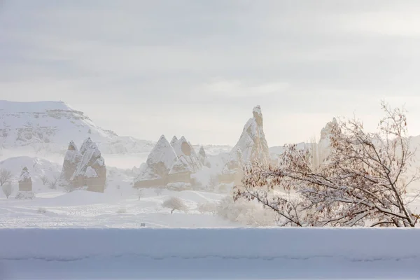 Duivenvallei Grotstad Goreme Tijdens Winter Cappadocië Turkije Openluchtmuseum Nationaal Park — Stockfoto