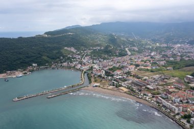Kastamonu Province, Cide District offers a unique view with its large beach and greenery