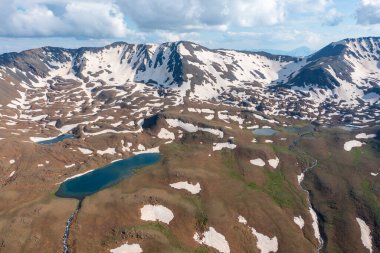 Yedigoller Kesis Dağı Erzincan Türkiye 'nin manzaralı manzarası