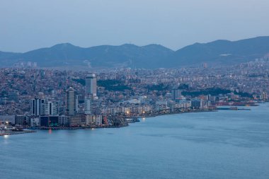 Kordon, Alsancak, İzmir. İzmir 'in güzel şehir manzarası, Türkiye.