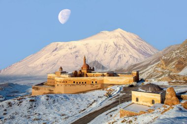 Dogubayazit 'teki Ishak Paşa Sarayı, Türkiye