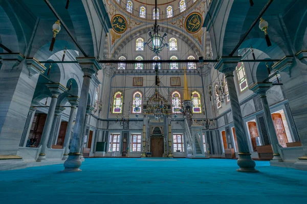 Mesquita Uskudar Ayazma Bom Ângulo Detalhe Diferente Dentro Mesquita — Fotografia de Stock