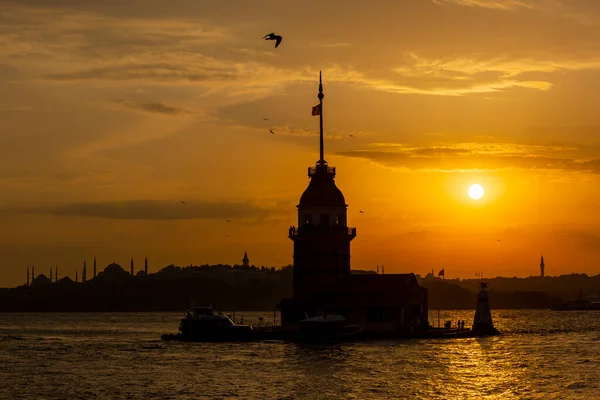 Torre Donzela Kulesi Pôr Sol Istambul Turquia — Fotografia de Stock