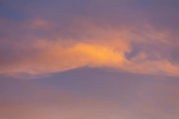 Majestätische Wolken Und Blauer Himmel — Stockfoto
