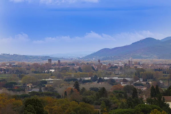 Vista Cidade Lucca Itália Partir Topo Montanha — Fotografia de Stock