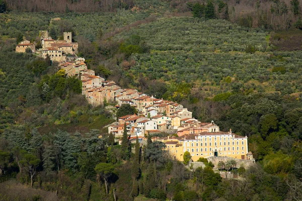 Der Blick Auf Die Stadt Collodi Mit Der Villa Garzoni — Stockfoto