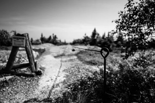 Roped off section of Acadia National Park to protect habitat and visitors — Stock Photo, Image