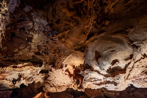 Boxwork formation inside Wind Cave National Park in the Black Hills of South Dakiota — Stock Photo, Image