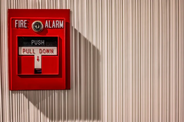 Selective Focus Wall Mounted Fire Alarm Switch Empty Hallway High - Stock-foto