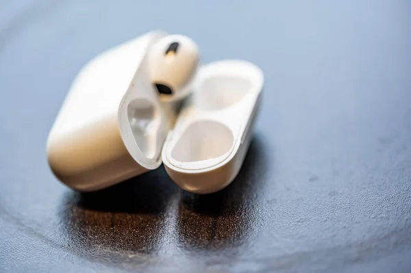 Tiffin Iowa 2022 Missing Apple Airpod Charging Case Next High — Stock Photo, Image